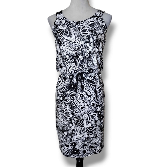 T by Talbots Blouson Knit Dress Petite Black/White Elastic Waist Travel Friendly - Picture 1 of 6